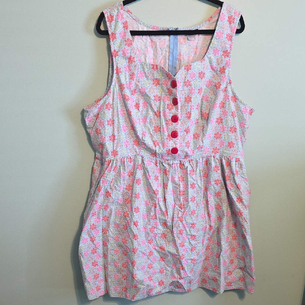 Retrolicious Snowflake Patterned Top in Blue and Pink